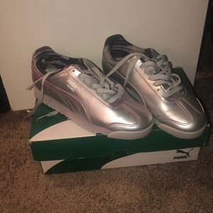 Metallic Puma Roma